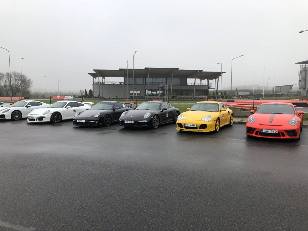 LaitseRallyPark 3 Laitse Rallypark regulaarne kontori seminariruumi arikliendi kogu maja koristusteenus SmartlyClean 3