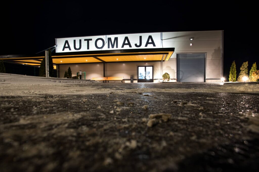 LaitseRallyPark 7 Laitse Rallypark regulaarne kontori seminariruumi arikliendi kogu maja koristusteenus SmartlyClean 8