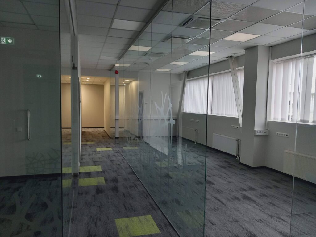 Parnu mnt ehitusjargne aripinna koristus kontori puhastusteenus SmartlyClean 5