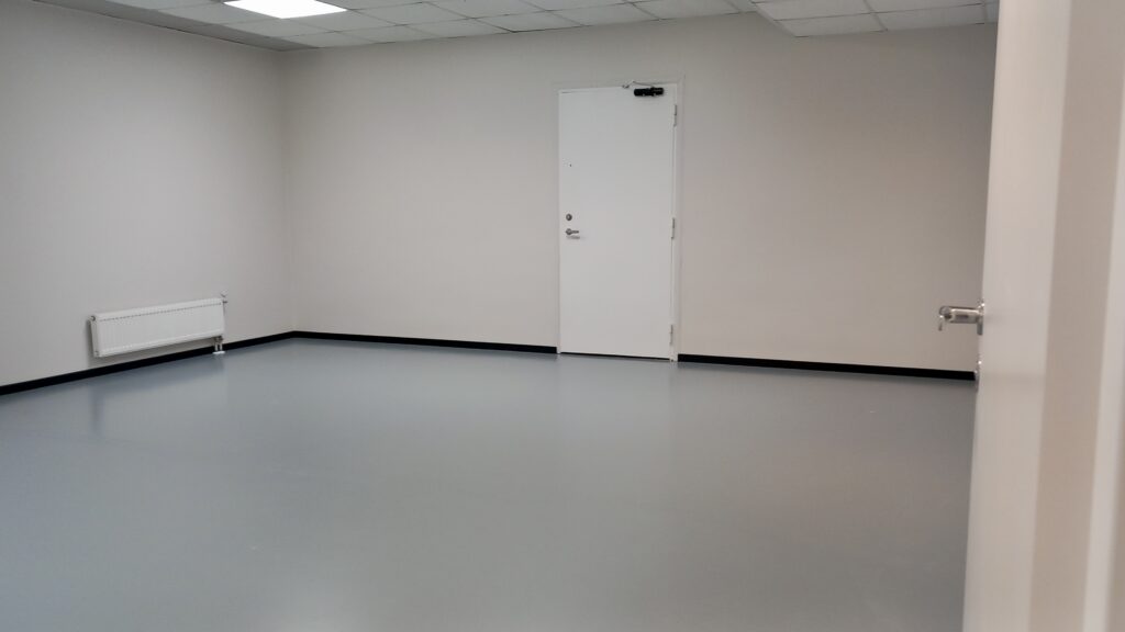 Toompuiestee ehitusjargne kontori koristus Tallinnas 4